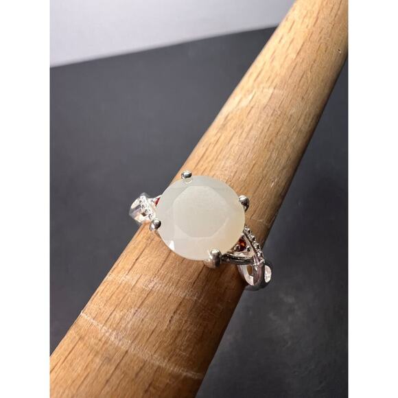 NEW Silver moonstone ring in sterling silver size 6 - Picture 2 of 11